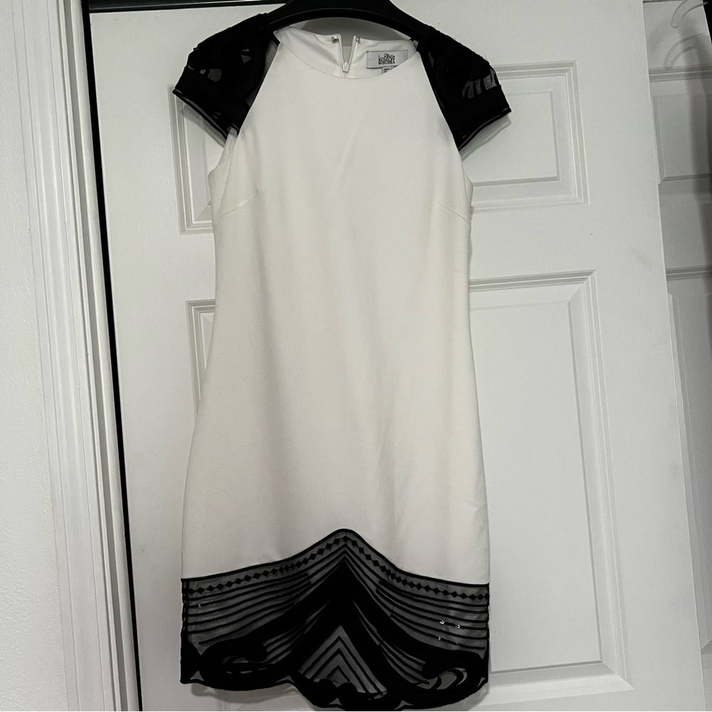 Belle Badgley Mischka Dress Ivory Black Sheath